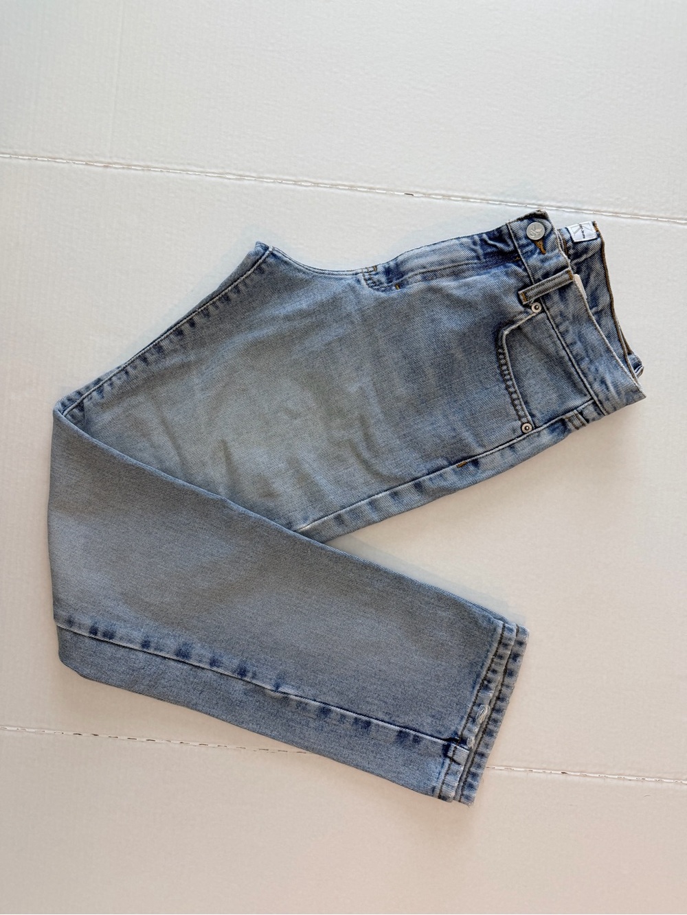 Calvin Klein Jeans Women's Straight Leg Light Blue Denim